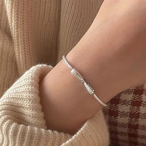 🆕 New Gold plated Crystal Bow Adjustable Bracelet & Bangle